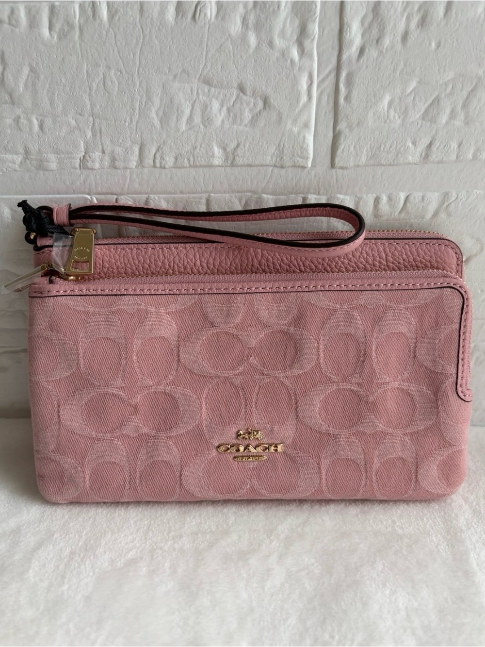 Coach CDN22 Double Zip Wallet In Signature Denim Gold/Light Pink NWT